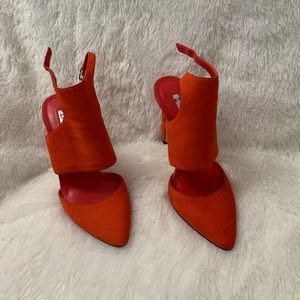 BCBG high heels size 7